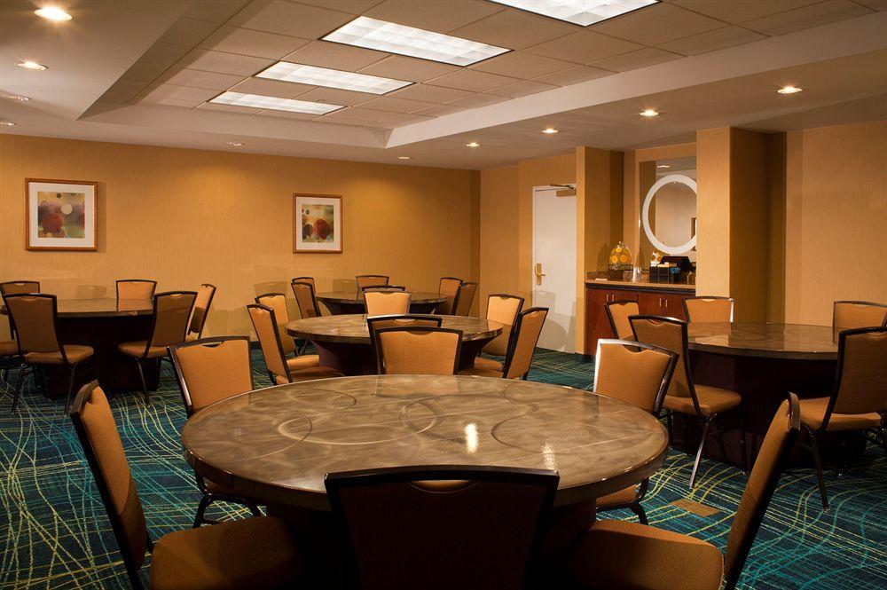 Springhill Suites By Marriott Atlanta Buford/Mall Of Georgia Экстерьер фото