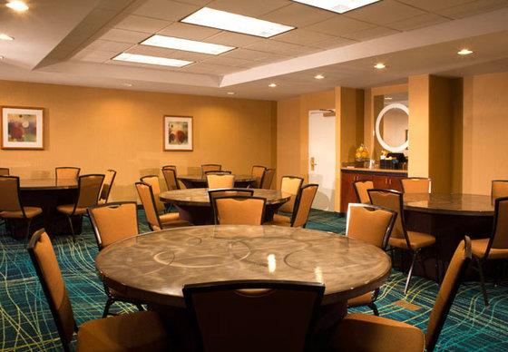 Springhill Suites By Marriott Atlanta Buford/Mall Of Georgia Экстерьер фото